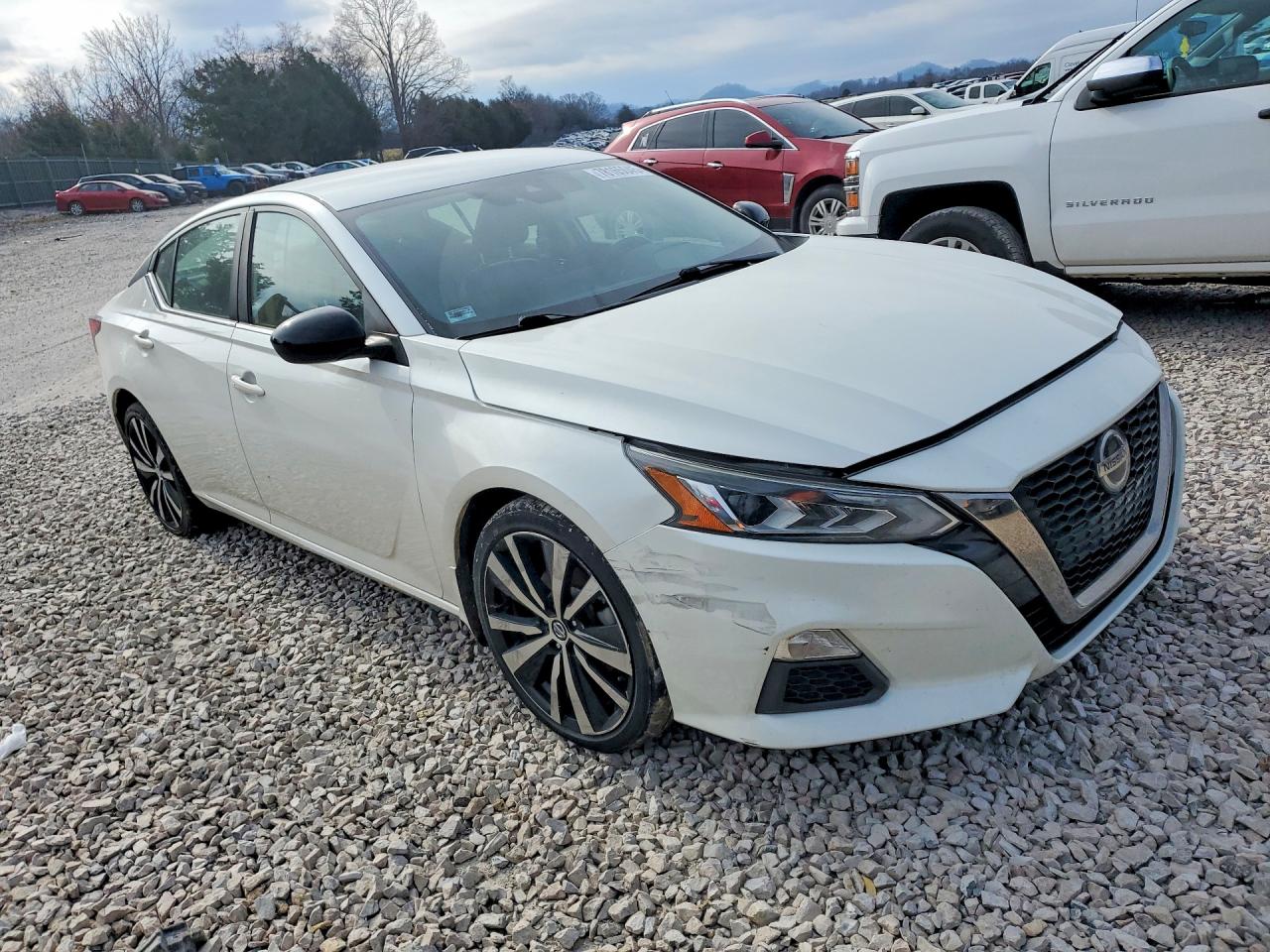 Nissan Altima Sr