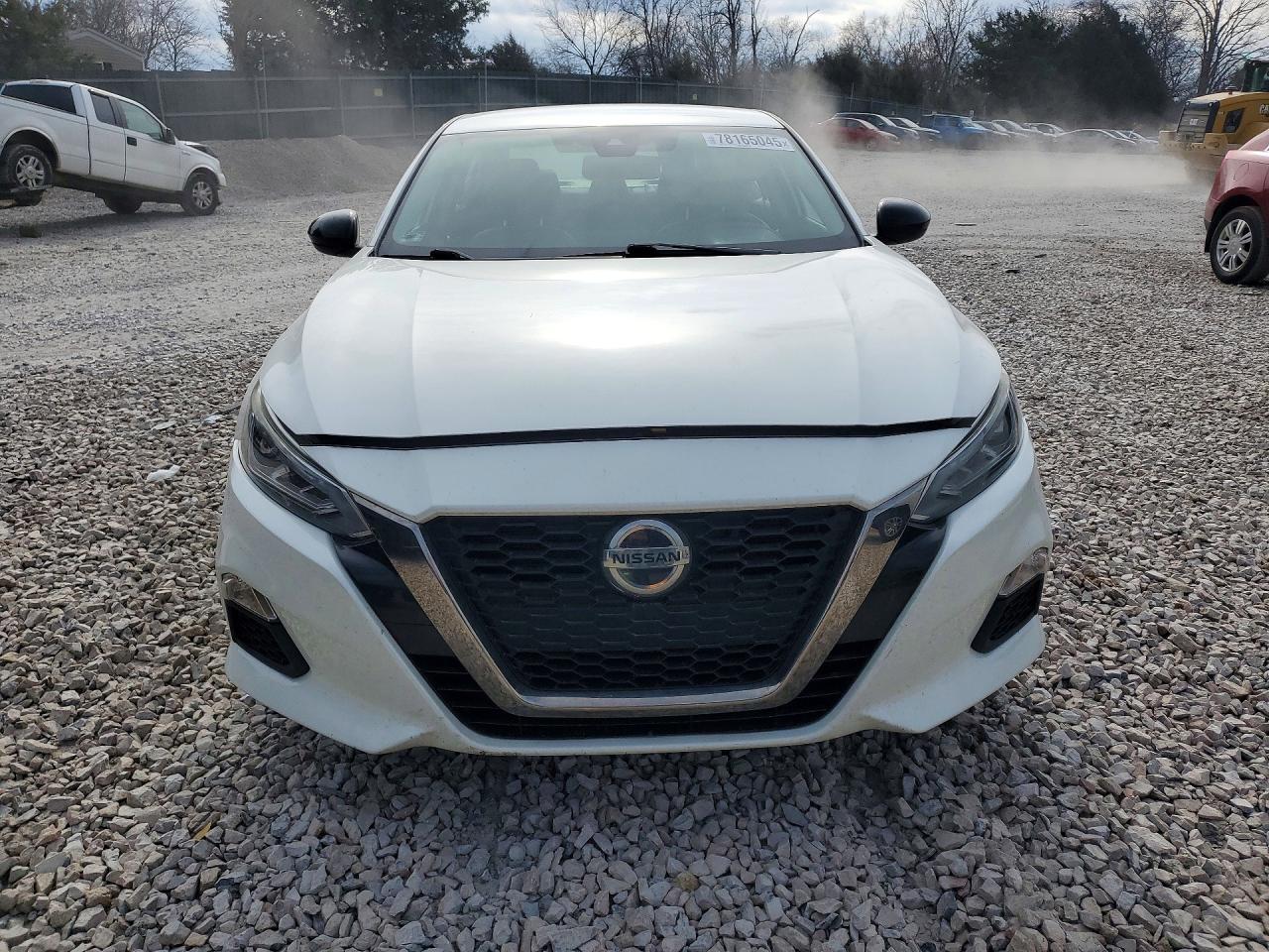 Nissan Altima Sr