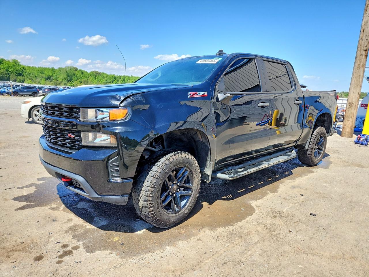 Salvage Chevrolet Silverado Image