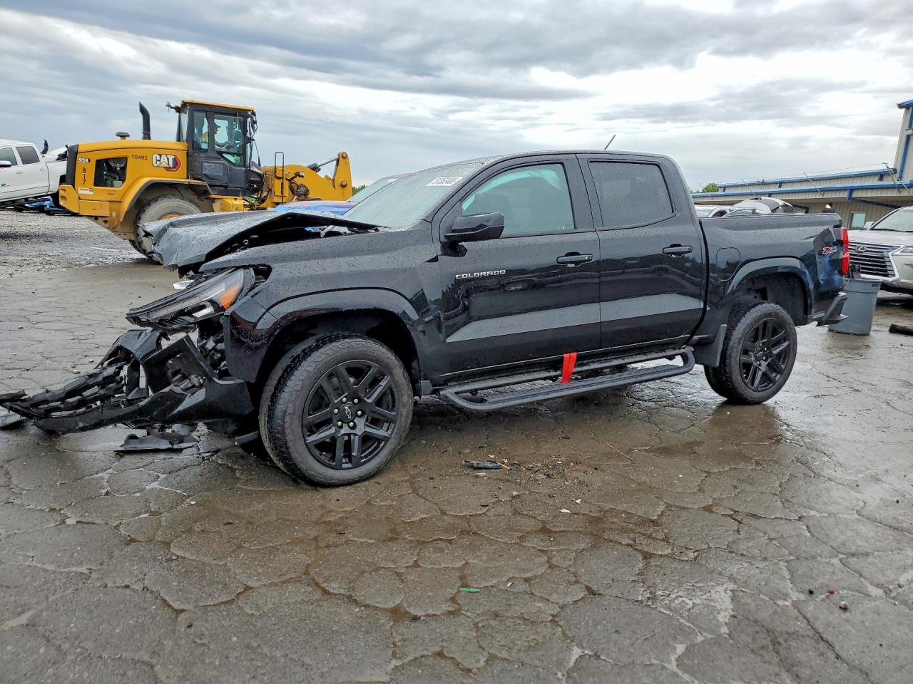 Salvage Chevrolet Colorado Image