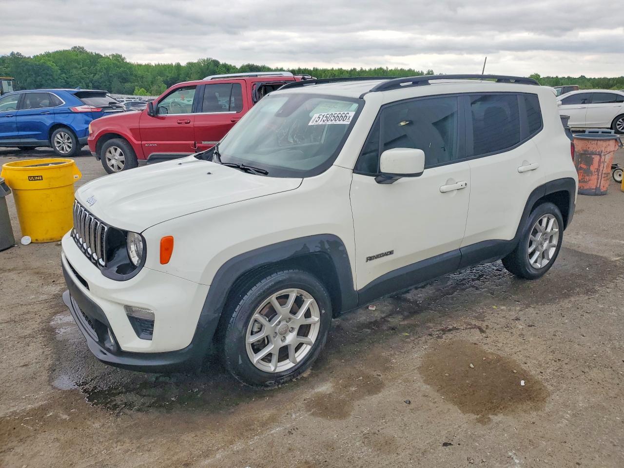 Salvage Jeep Renegade Image