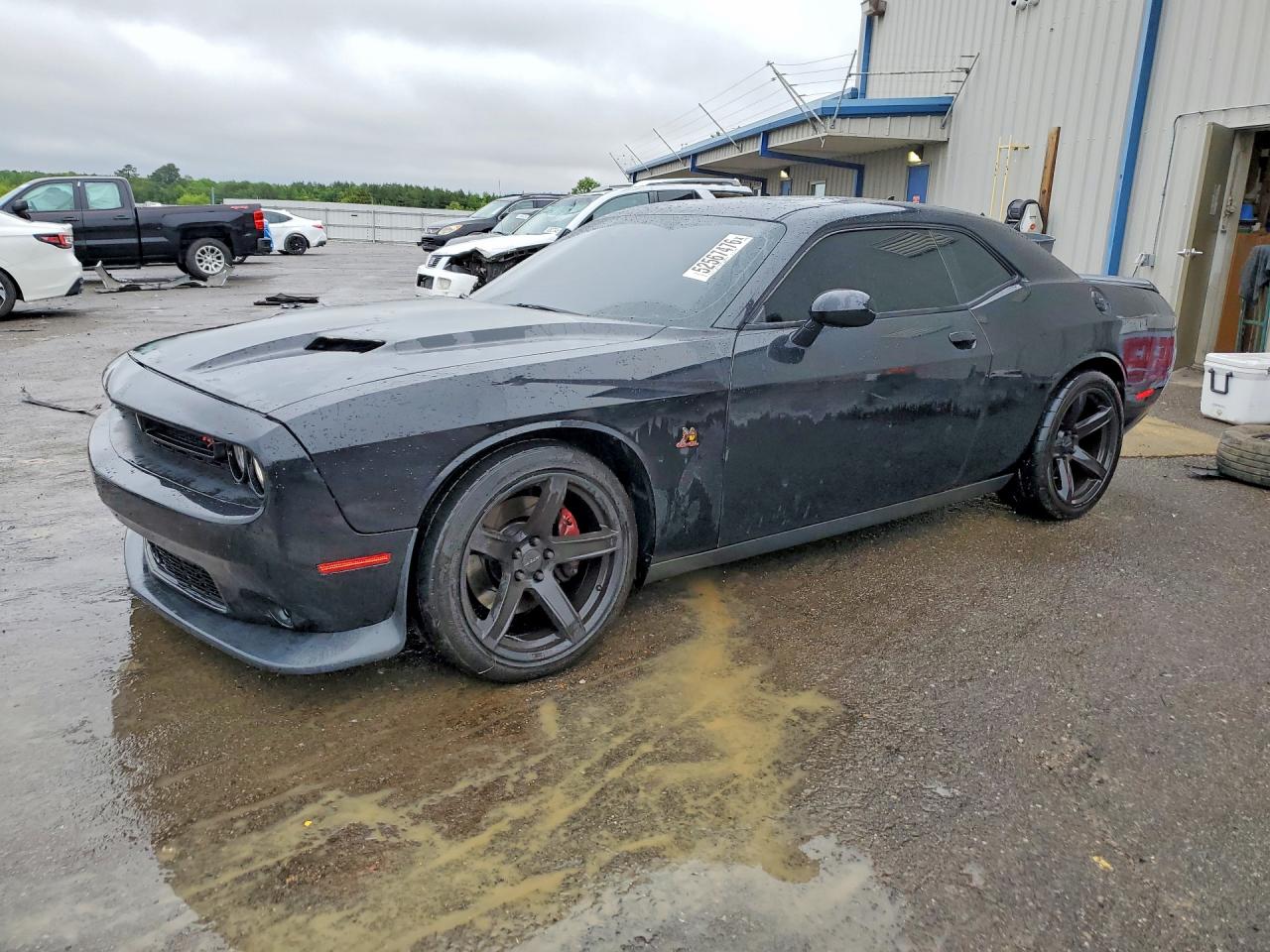 Salvage Dodge Challenger Image