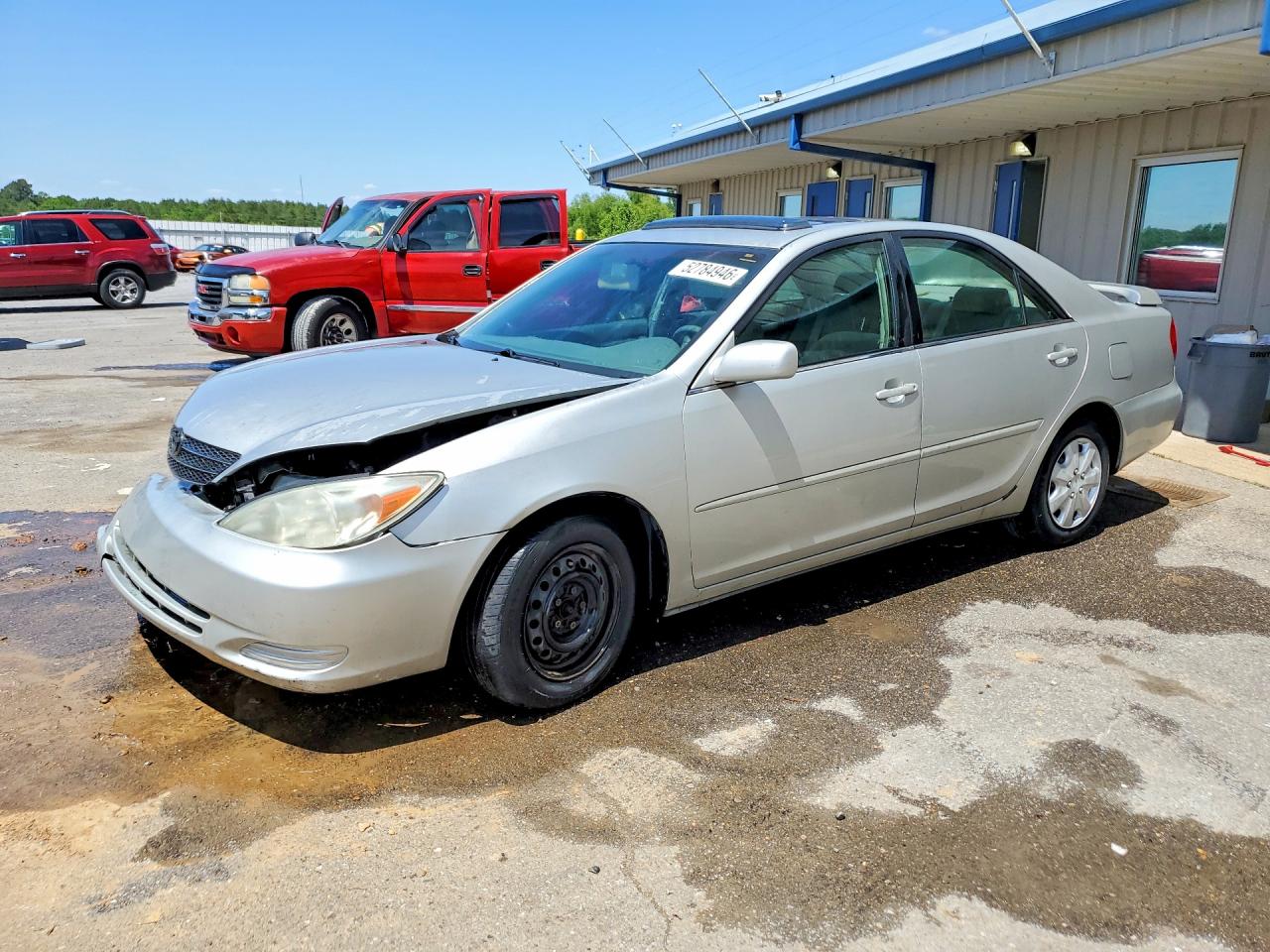 Salvage Toyota Camry Image