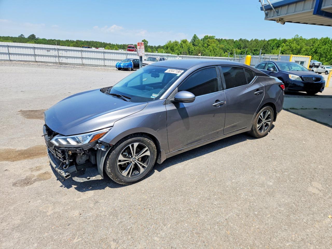 Salvage Nissan Sentra Image