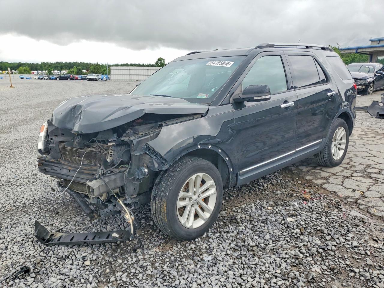 Salvage Ford Explorer Image
