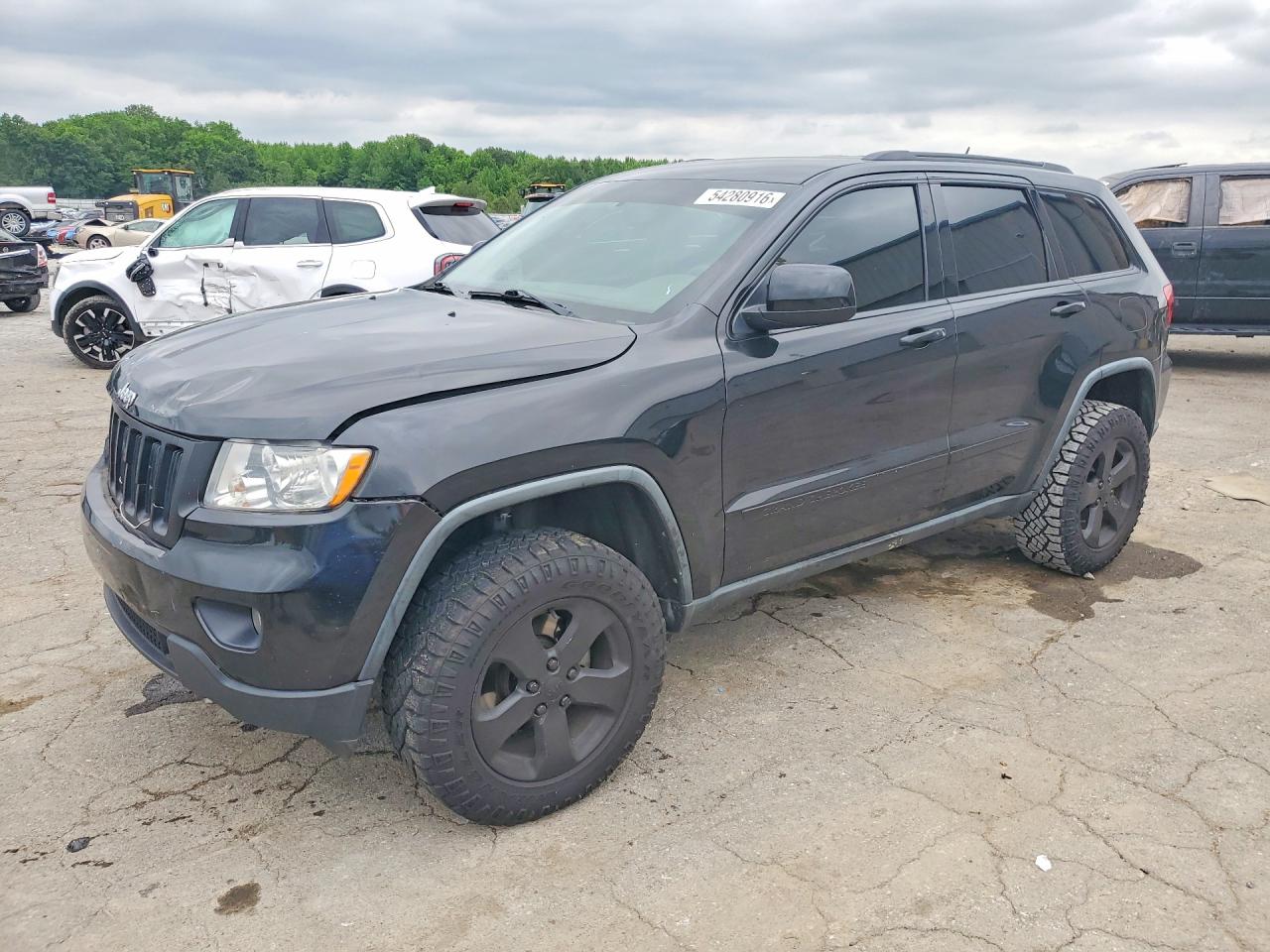 Salvage Jeep Cherokee Image