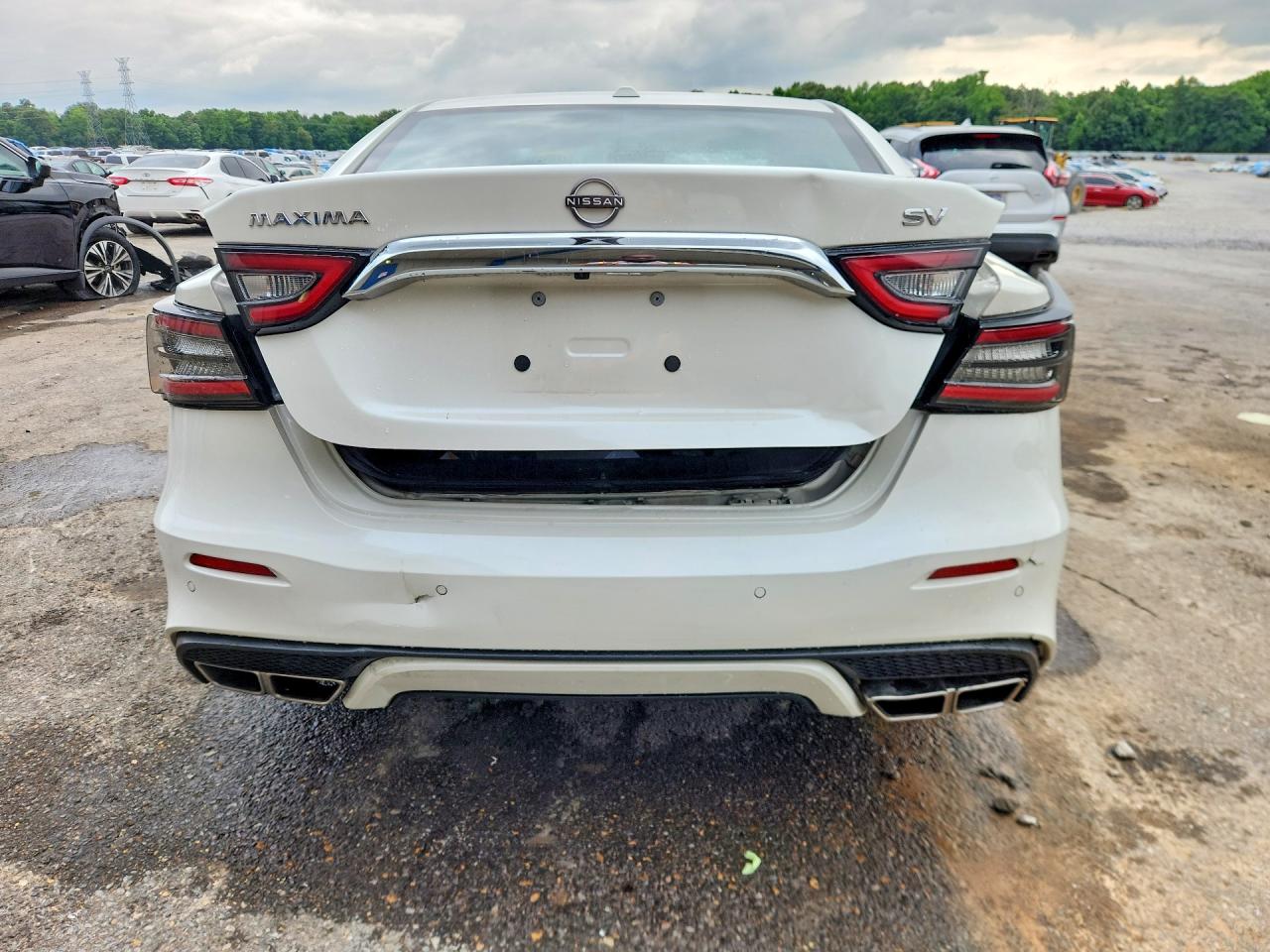 Nissan Maxima Sv