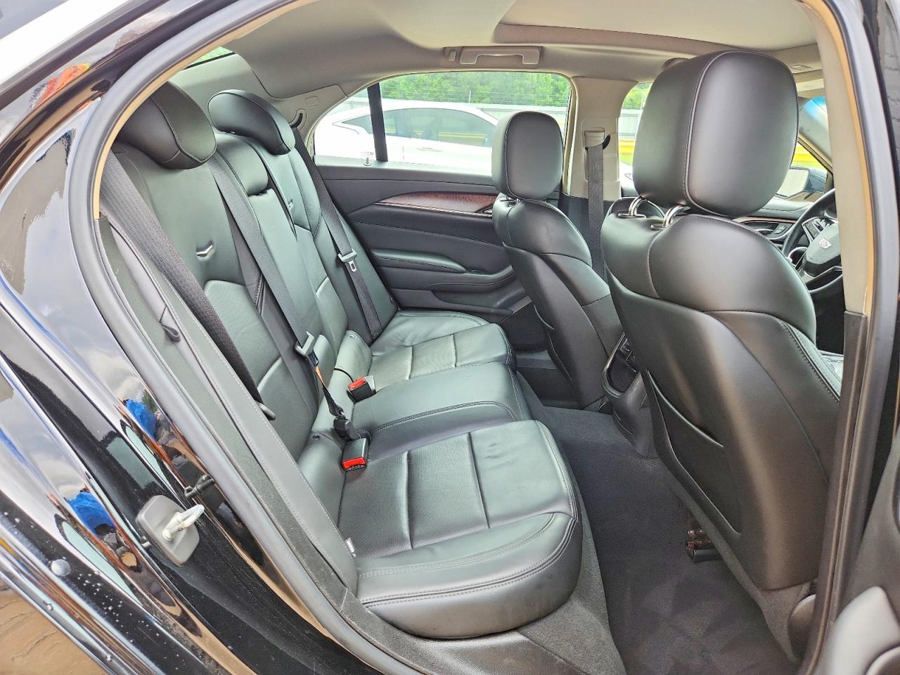 Cadillac CTS Luxury