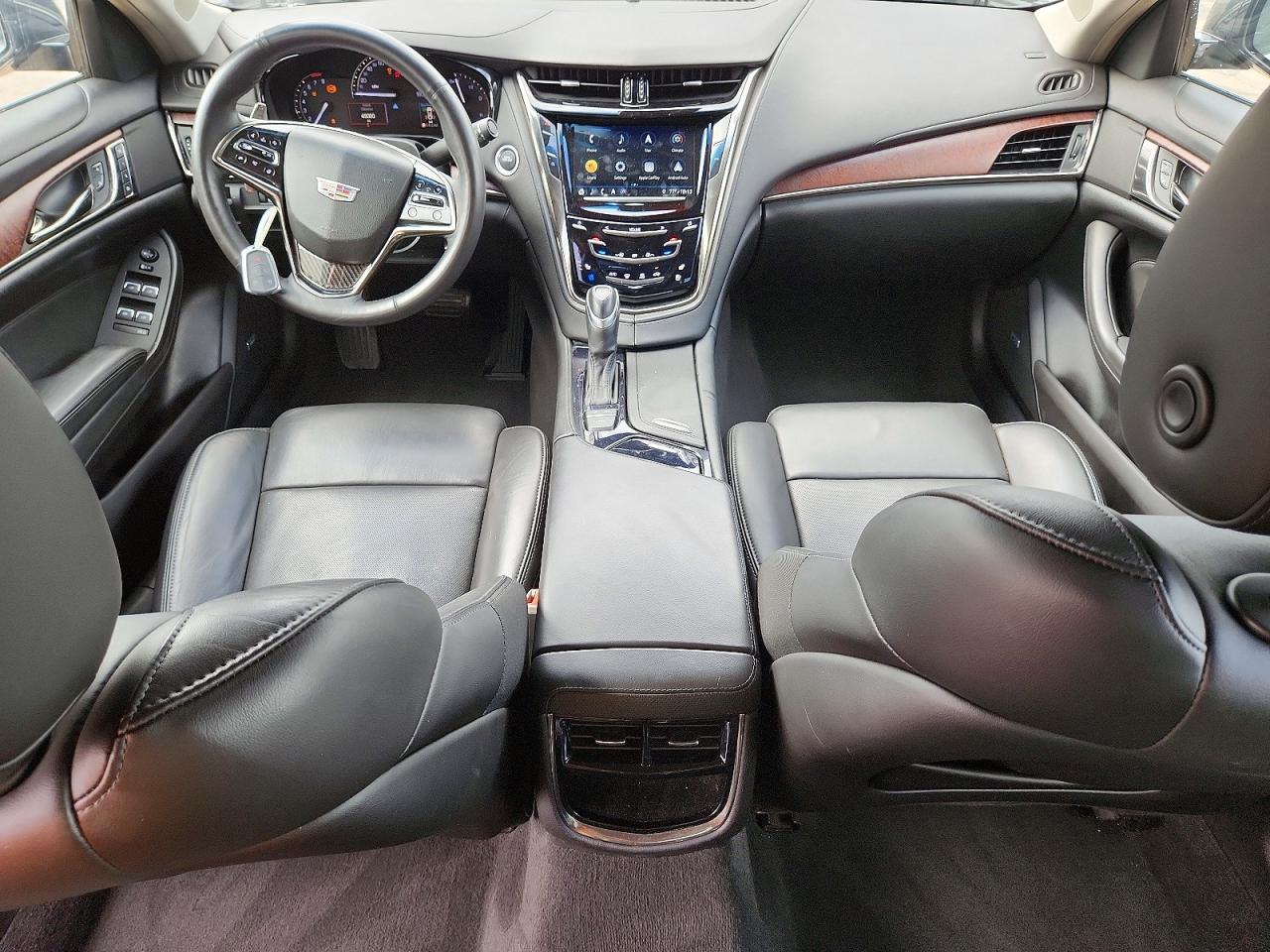 Cadillac CTS Luxury