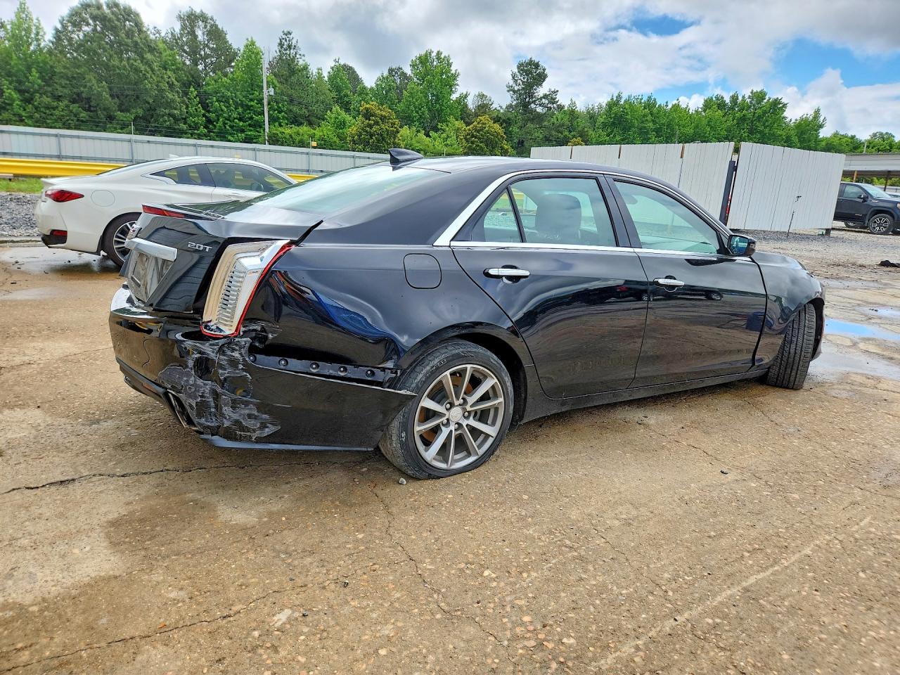 Cadillac CTS Luxury