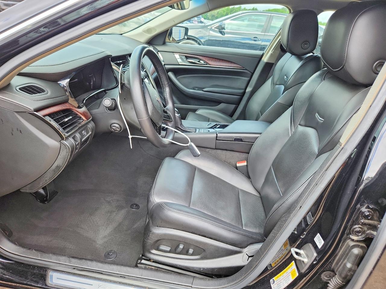 Cadillac CTS Luxury