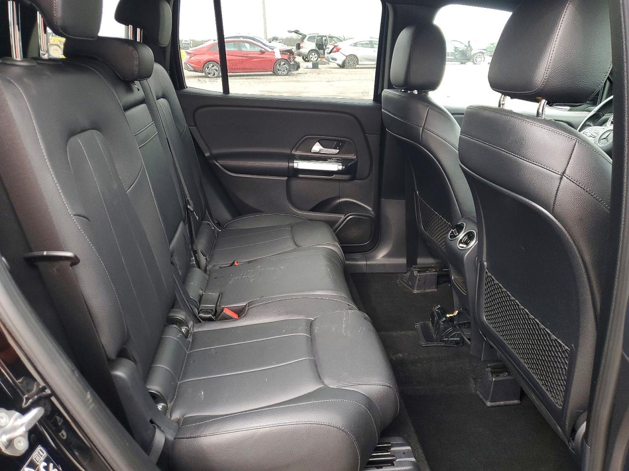 Mercedes-Benz GLB 250