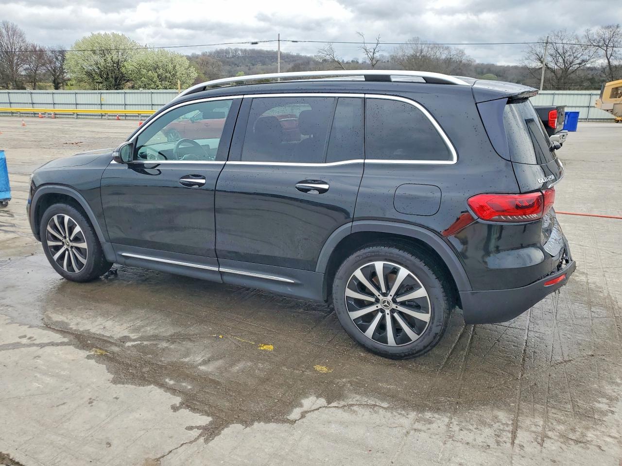 Mercedes-Benz GLB 250