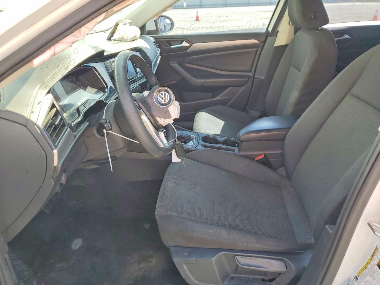 Volkswagen Jetta S