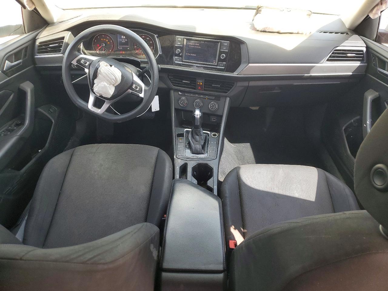 Volkswagen Jetta S