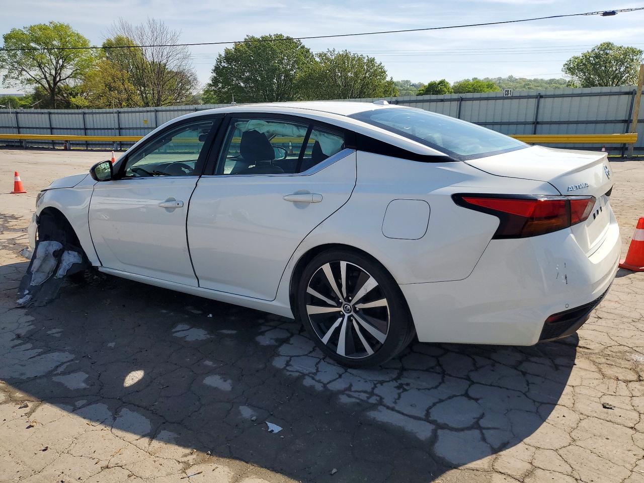 Nissan Altima Sr