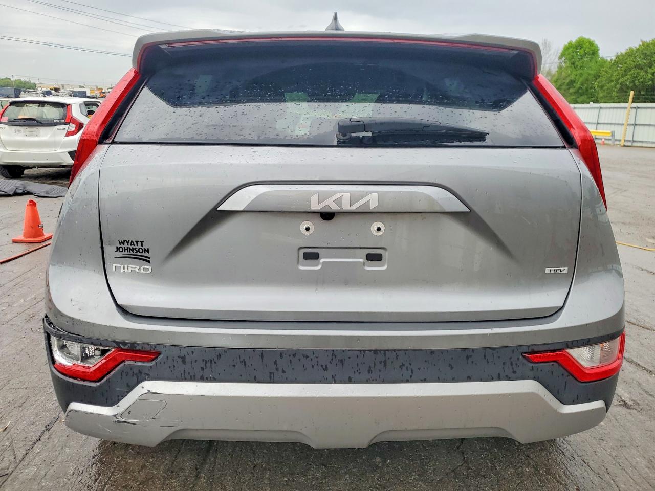 Kia Niro Lx