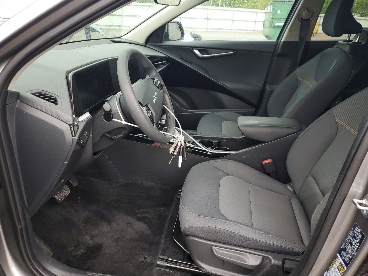 Kia Niro Lx