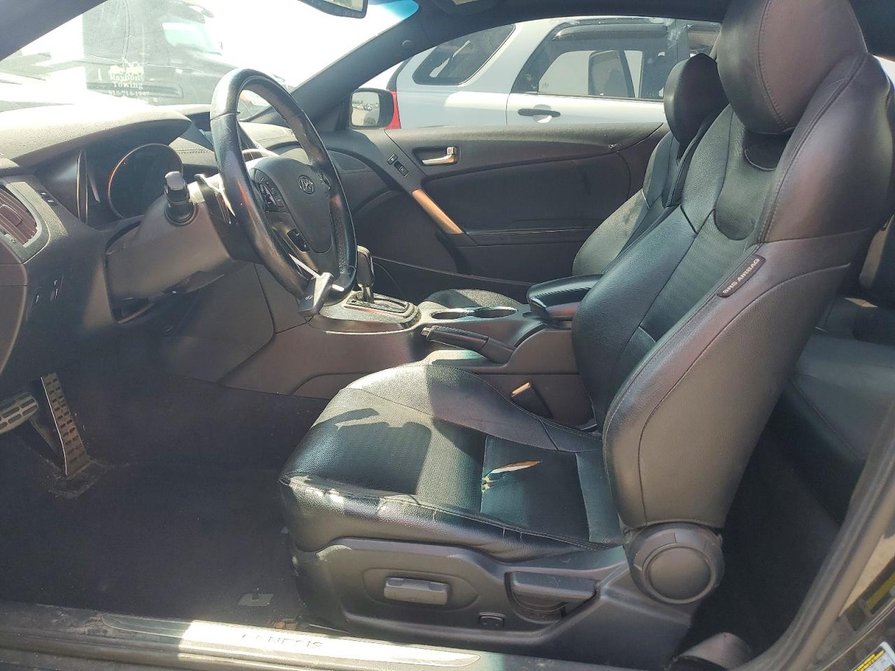 Hyundai Genesis 3.8 Ultimate
