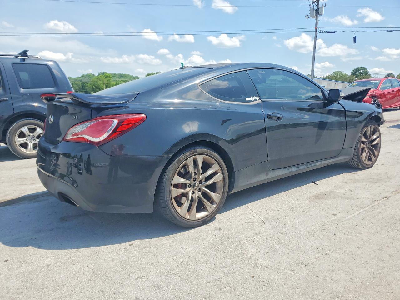Hyundai Genesis 3.8 Ultimate