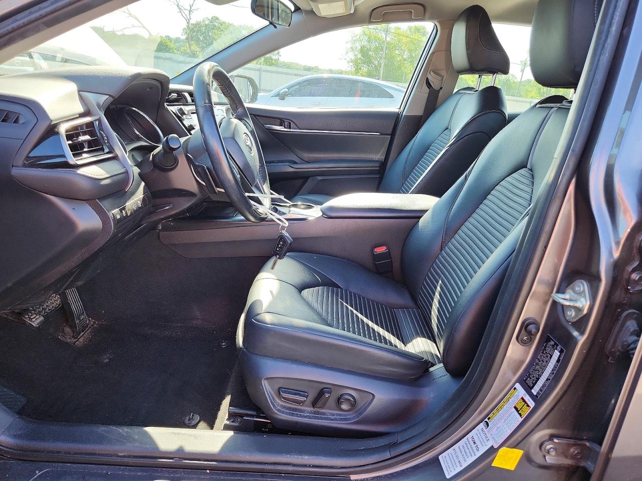 Toyota Camry Se