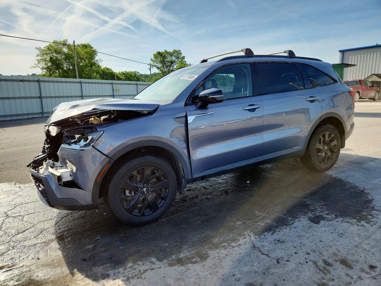 Salvage Kia Sorento Image
