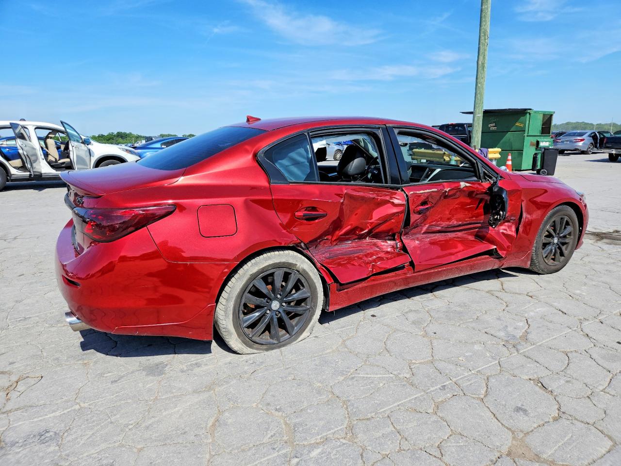 INFINITI Q50 3.0t P 3.0t Premium
