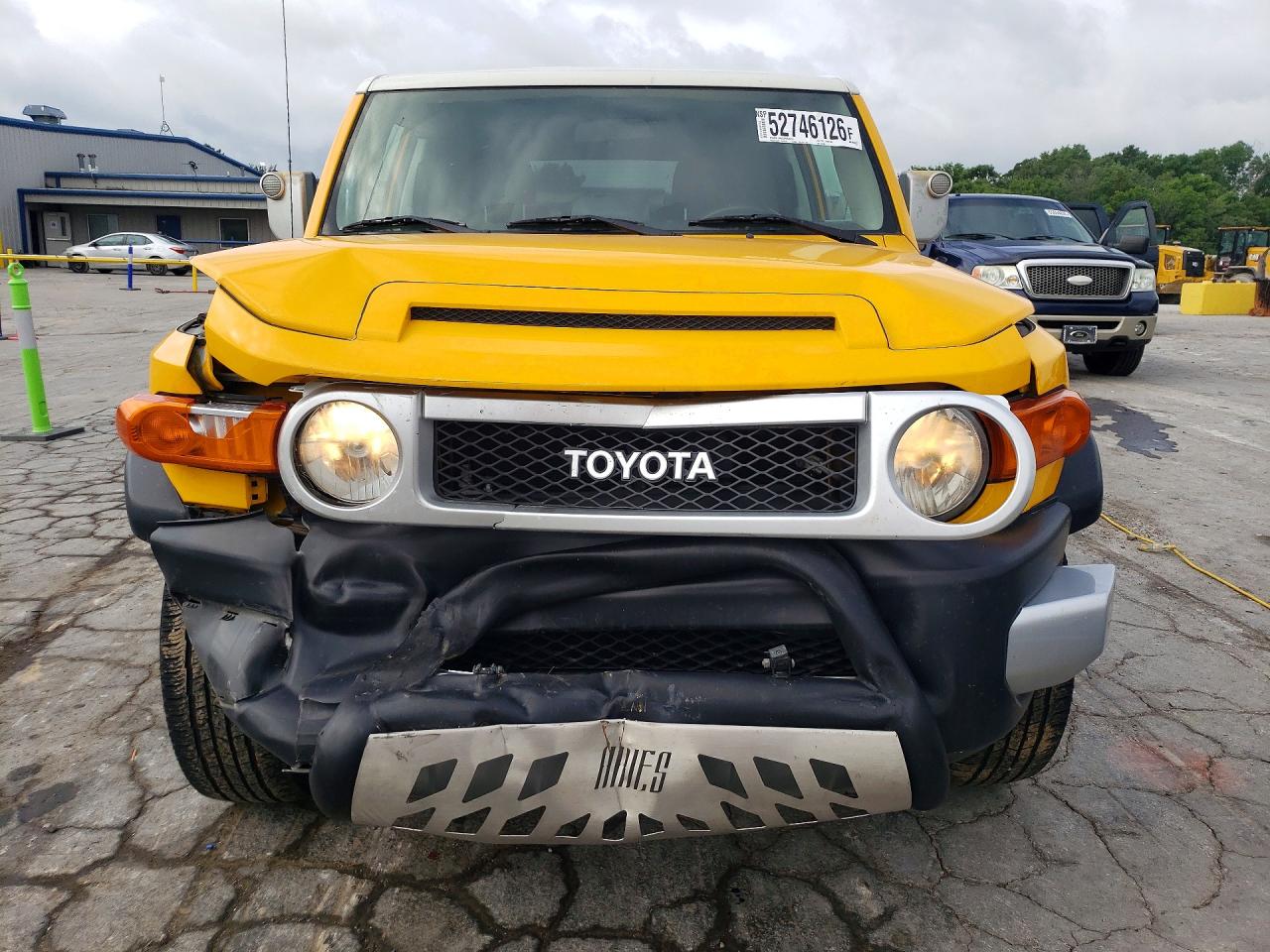 Toyota FJ Cruiser Base