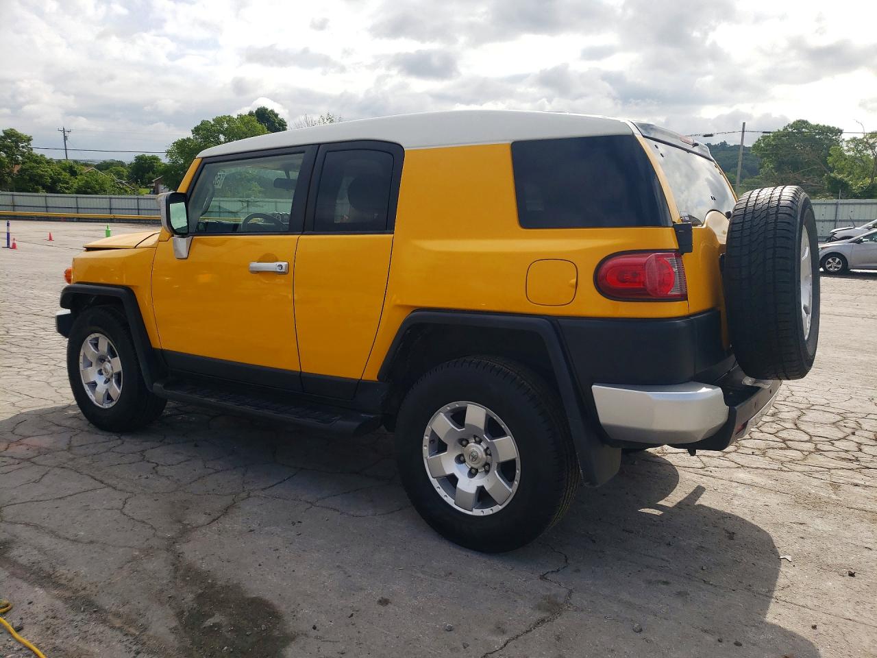 Toyota FJ Cruiser Base