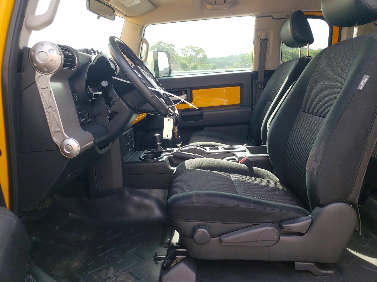 Toyota FJ Cruiser Base