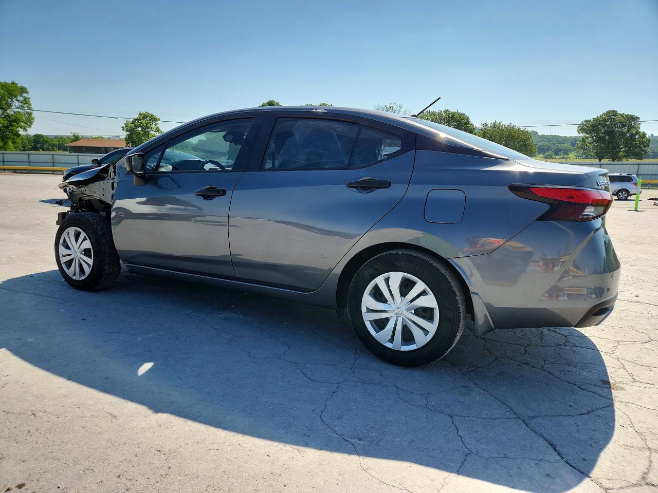 Nissan Versa S