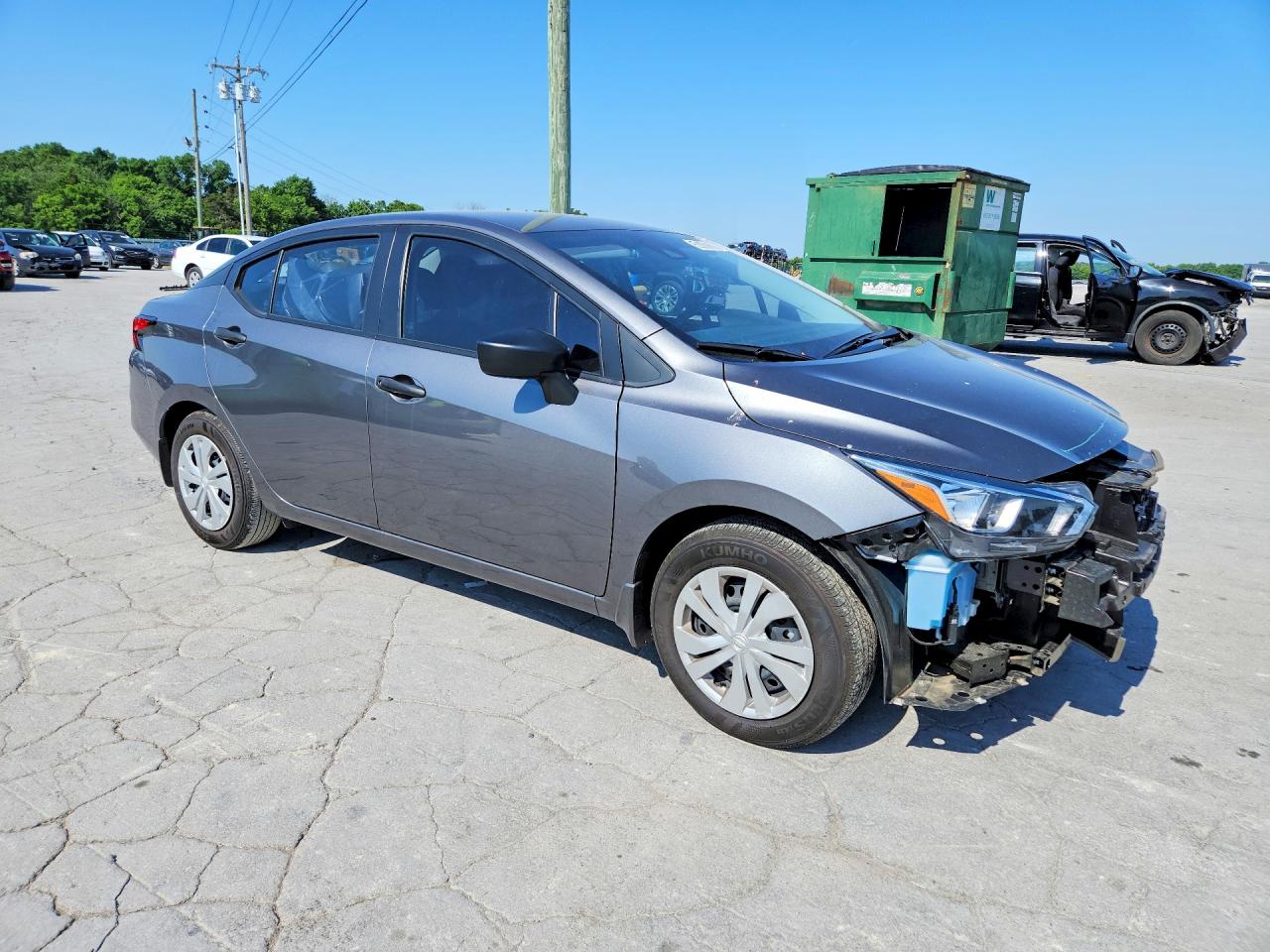 Nissan Versa S