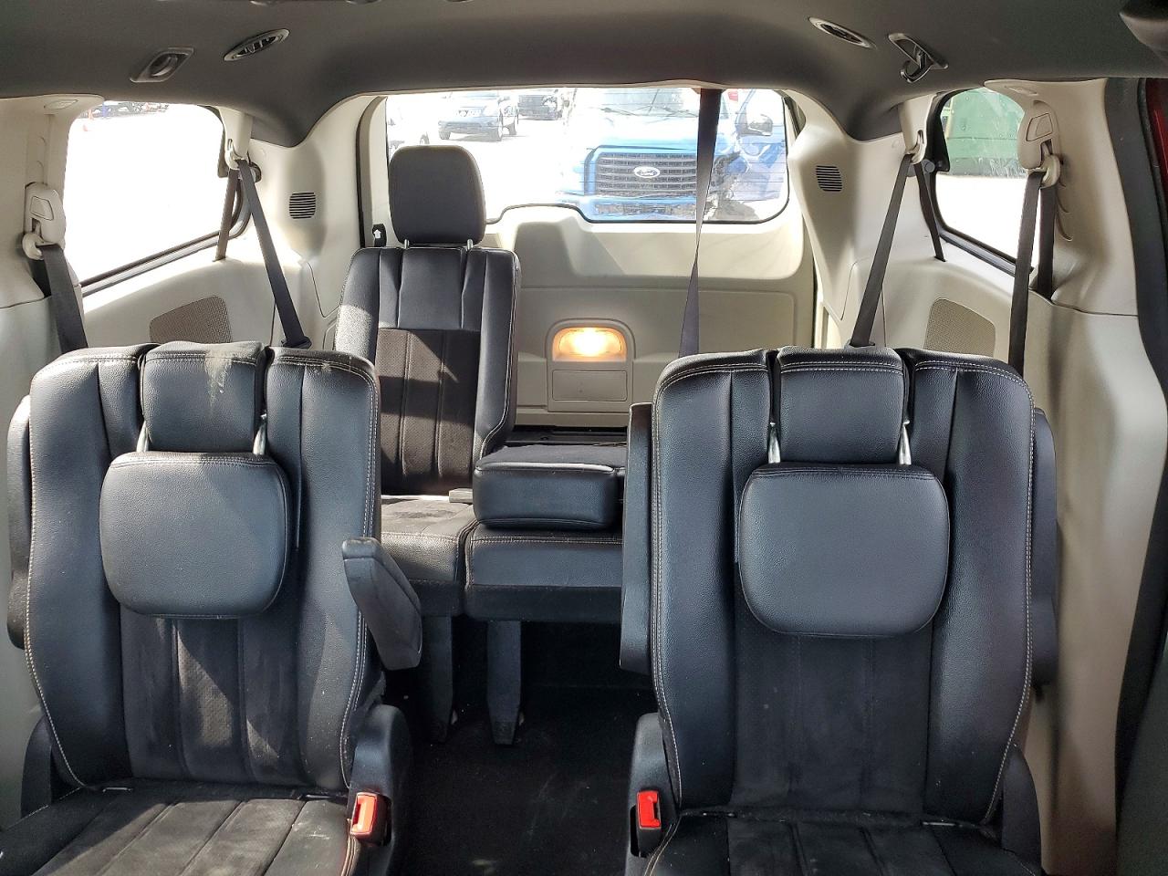 Dodge Caravan Sxt