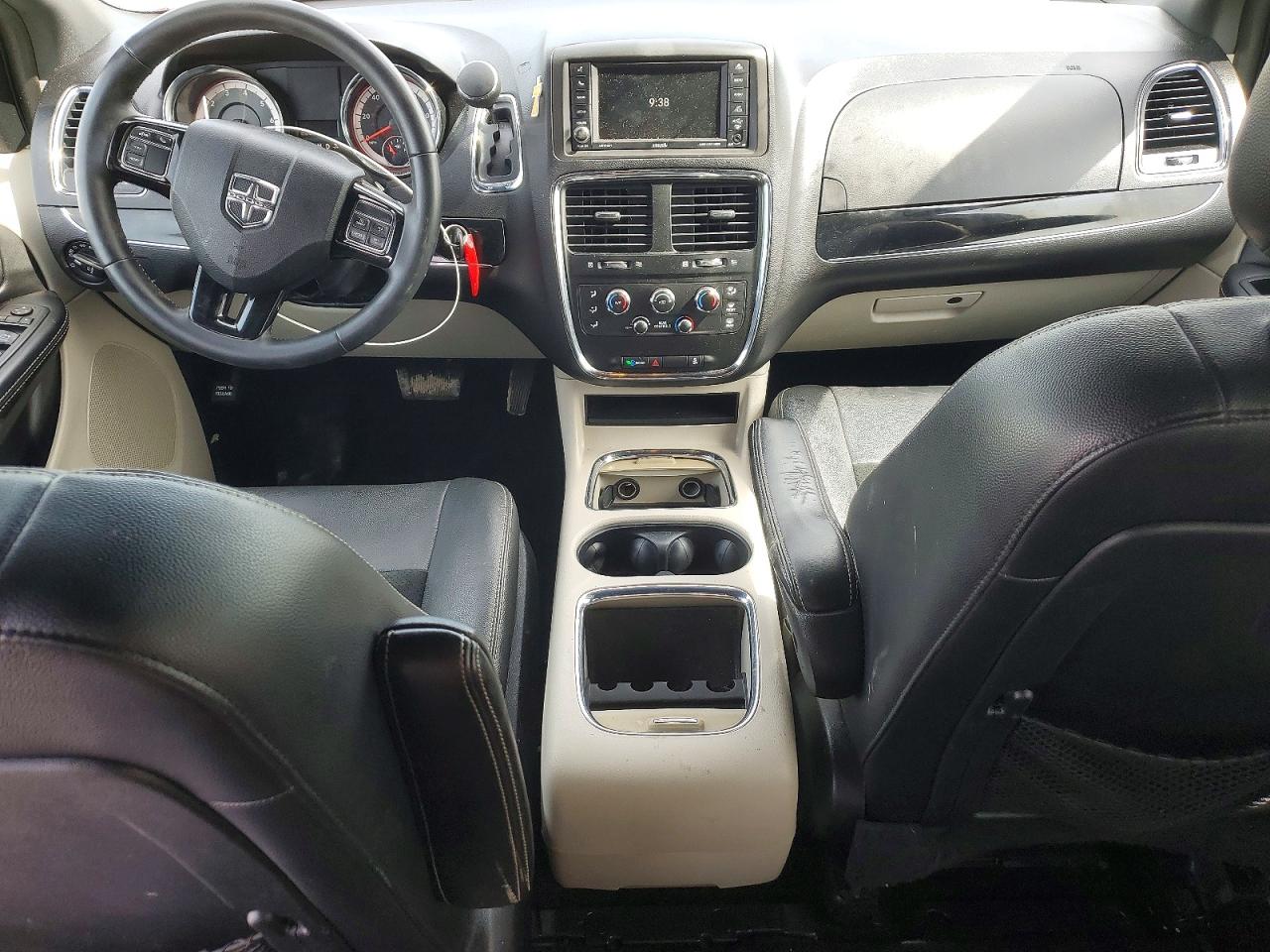 Dodge Caravan Sxt