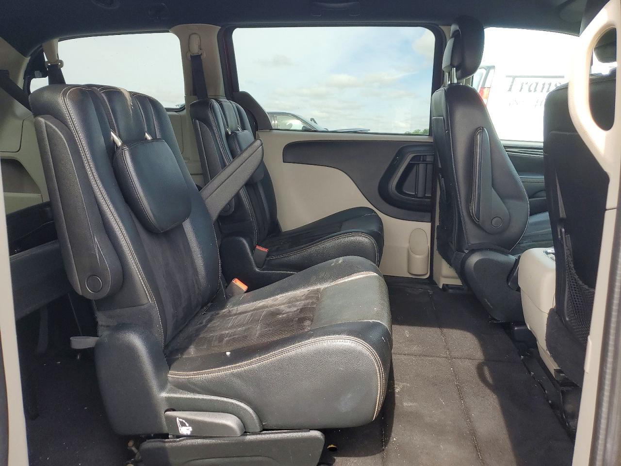 Dodge Caravan Sxt