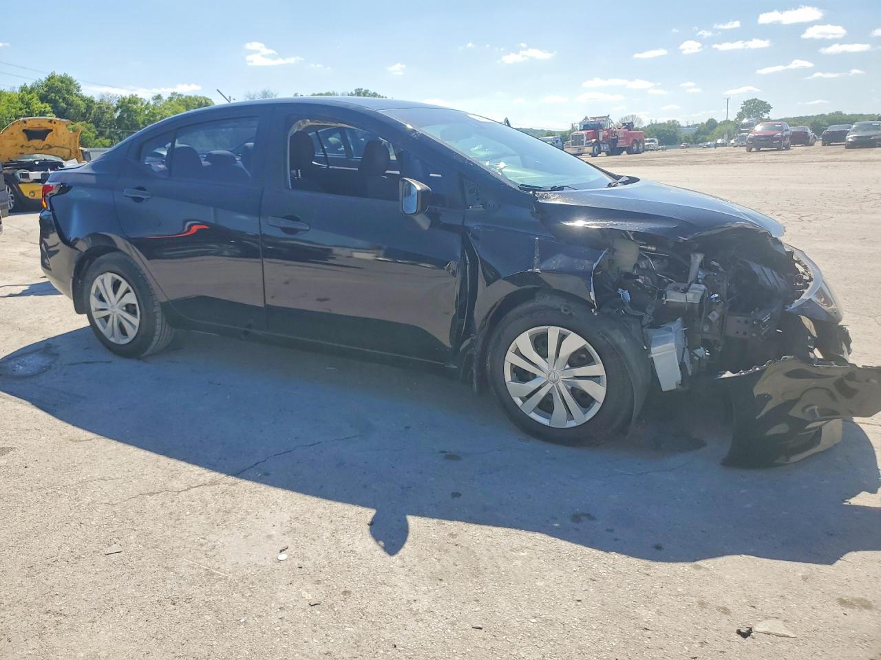 Nissan Versa S