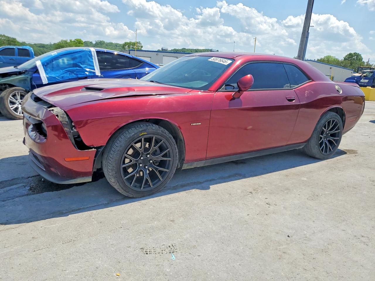 Salvage Dodge Challenger Image