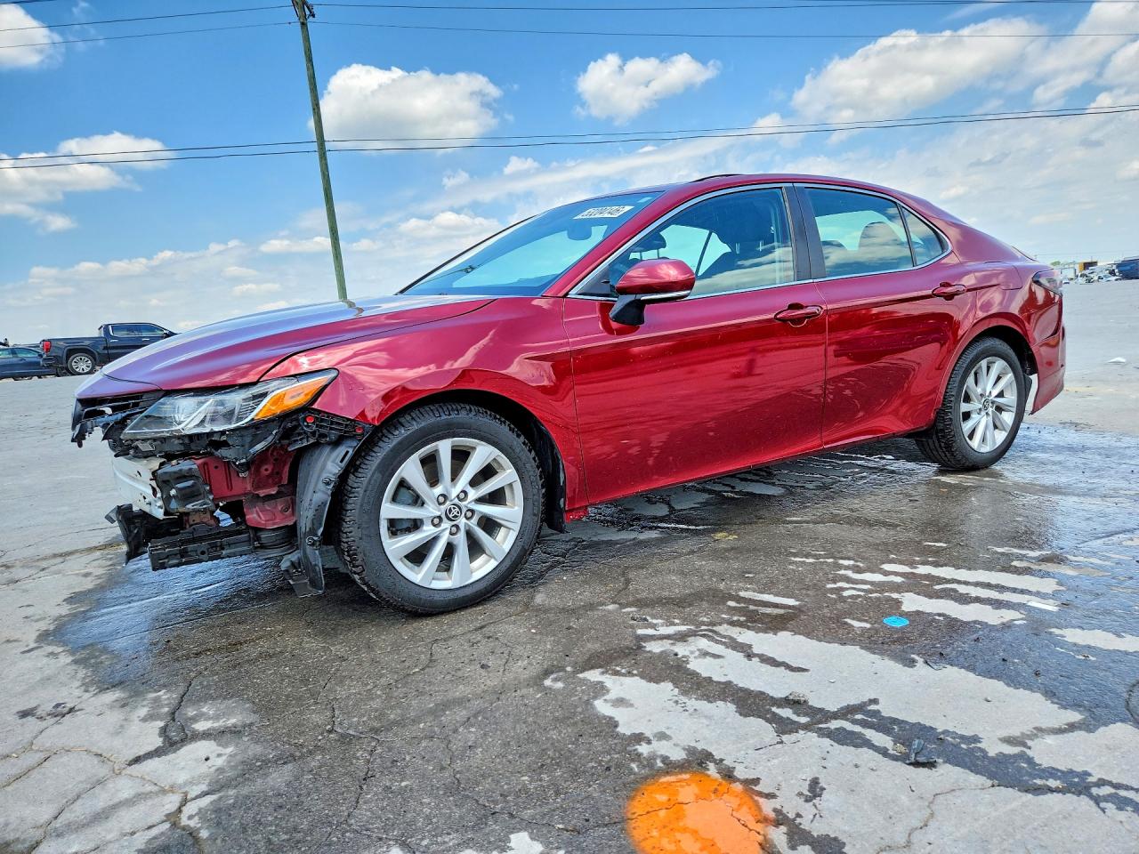 Salvage Toyota Camry Image