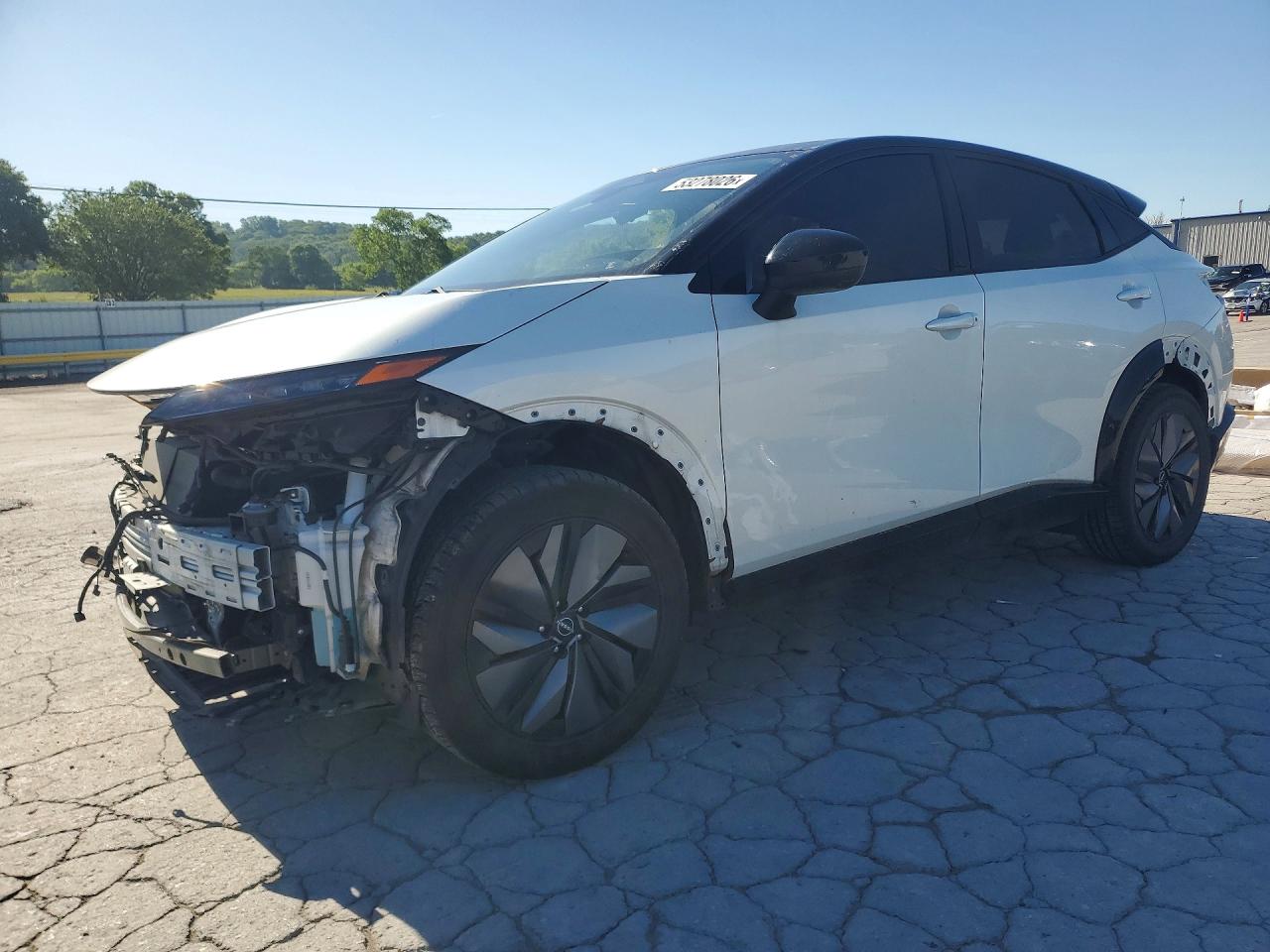 Salvage Nissan Ariya Image