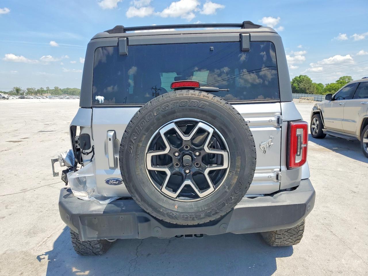 Ford Bronco Base