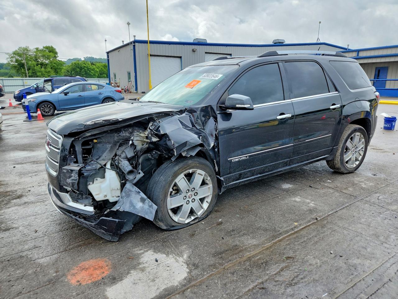 Salvage GMC Acadia Image