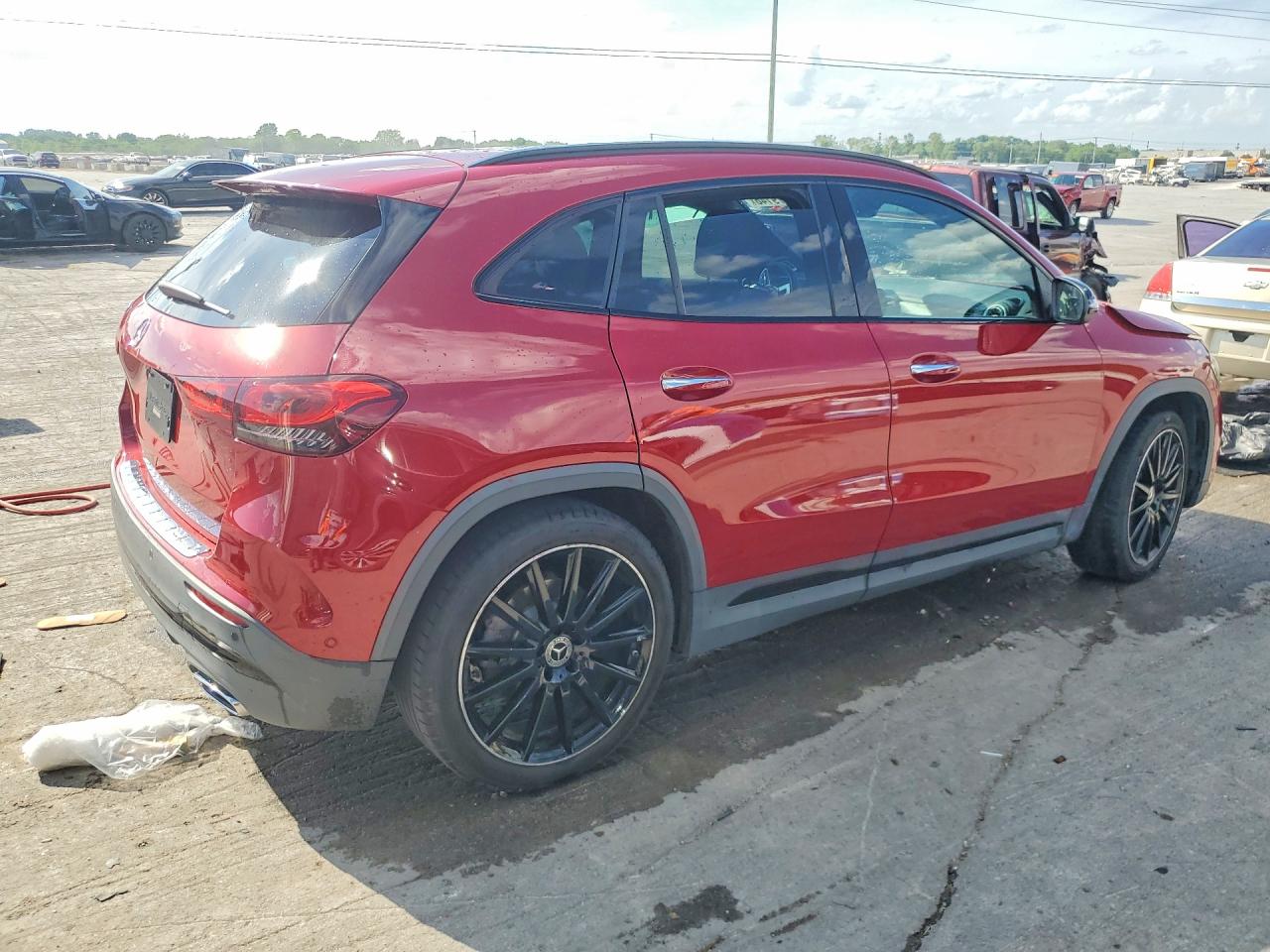 Mercedes-Benz GLA 250
