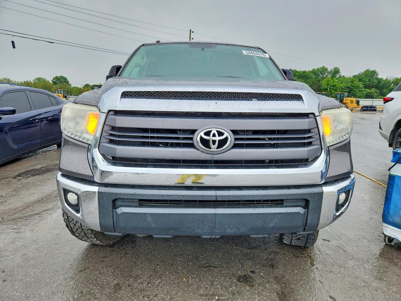 Toyota Tundra Sr5