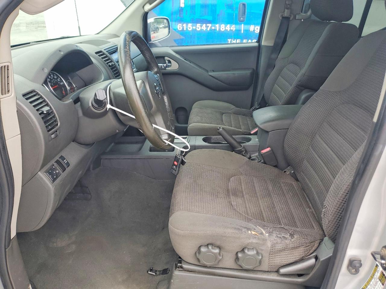 Nissan Frontier Se