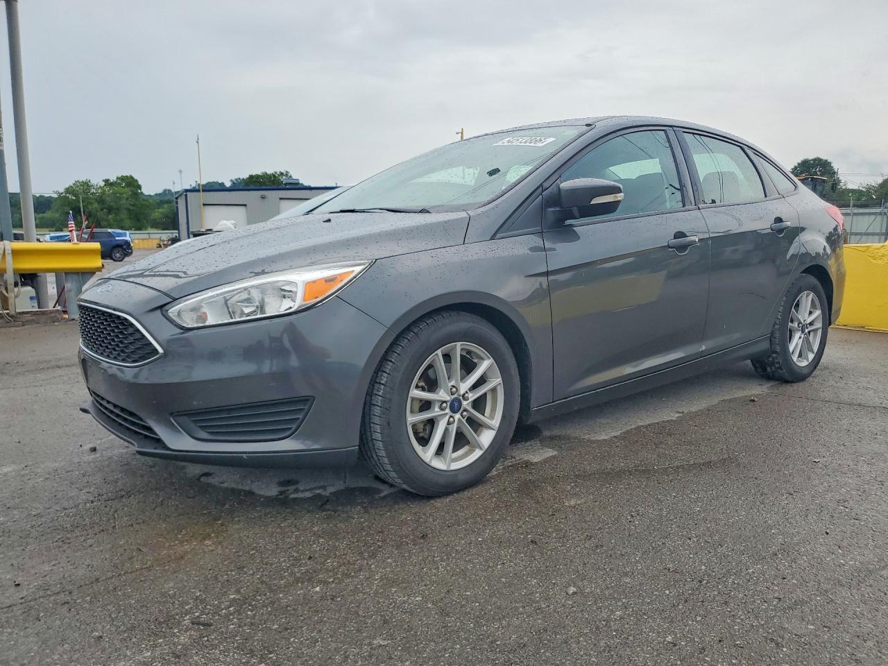 Salvage Ford Focus Image