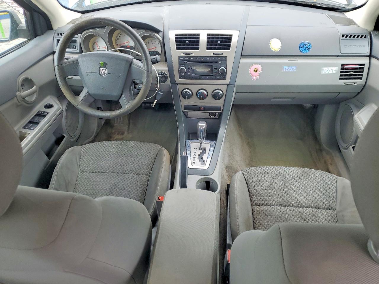Dodge Avenger Se