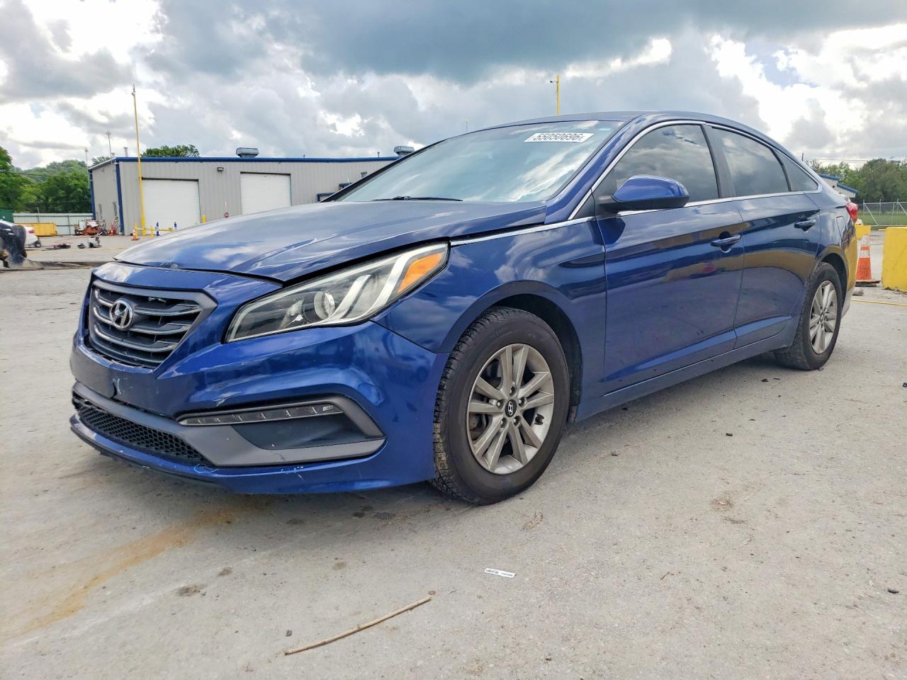 Salvage Hyundai SONATA Image