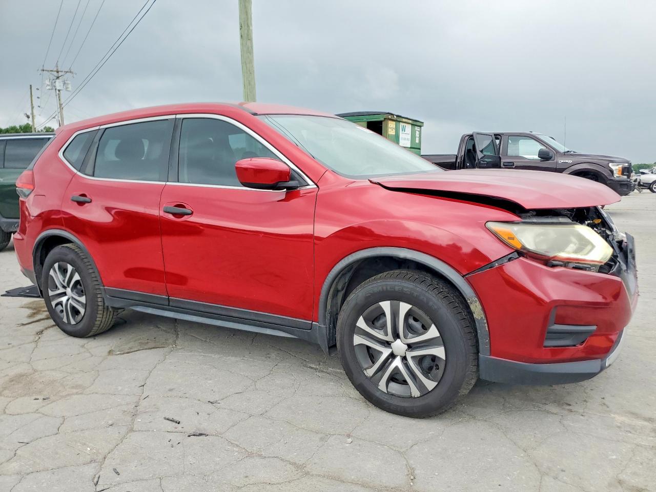 Nissan Rogue S