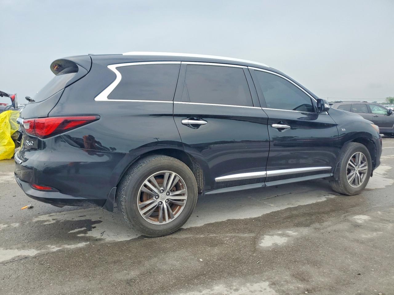 INFINITI Qx Base