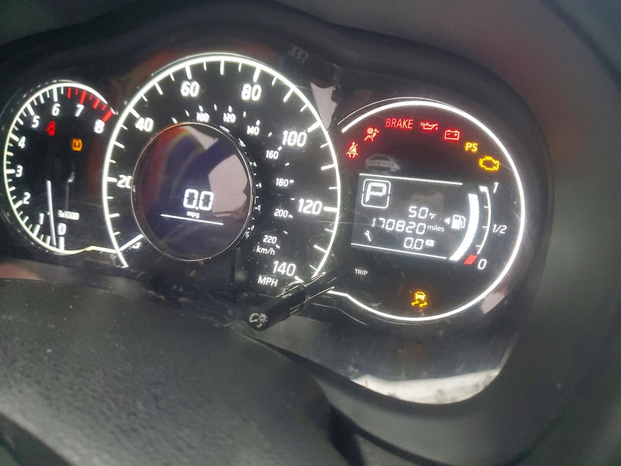 Nissan Versa Sv